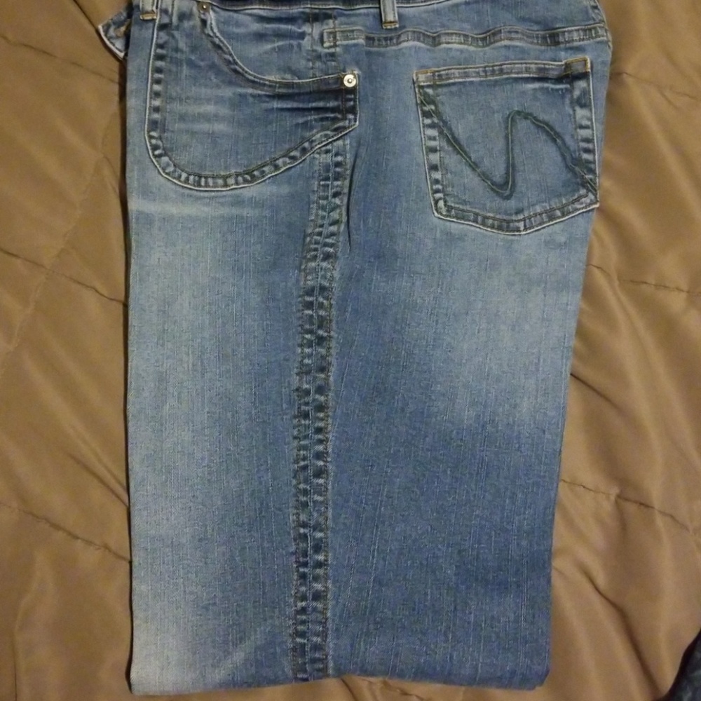 Lane Bryant Jean's 16 average